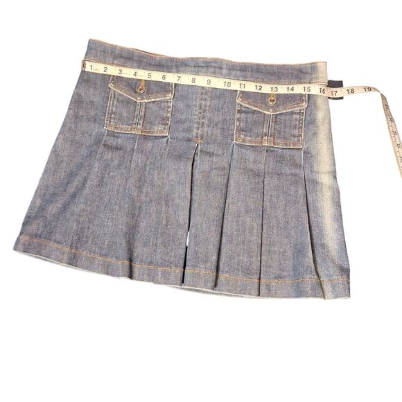 Y2K Juicy Couture Pleated Mini Skirt ONE SIDE HAS FADING Denim Front Pockets - Picture 10 of 11